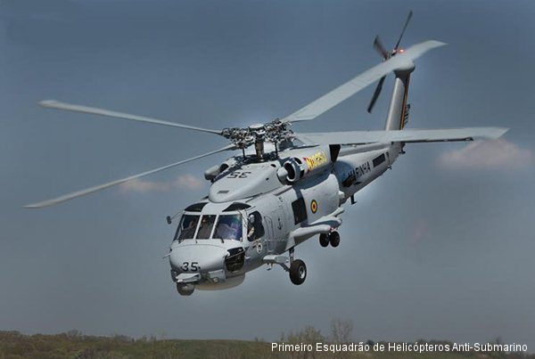 First two Marinha MH-16s arrived to Brazil