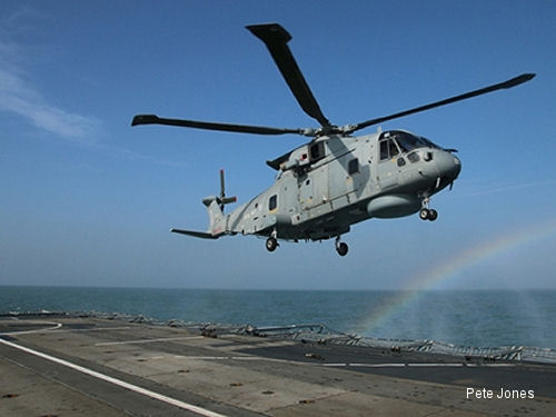 A Merlin Mk 2 has set down on the deck of <a href=/database/unit/1049/>HMS Lancaster</a>, marking the very first time the Fleet Air Arm’s new submarine hunter has joined a frigate on which it will ride into battle.