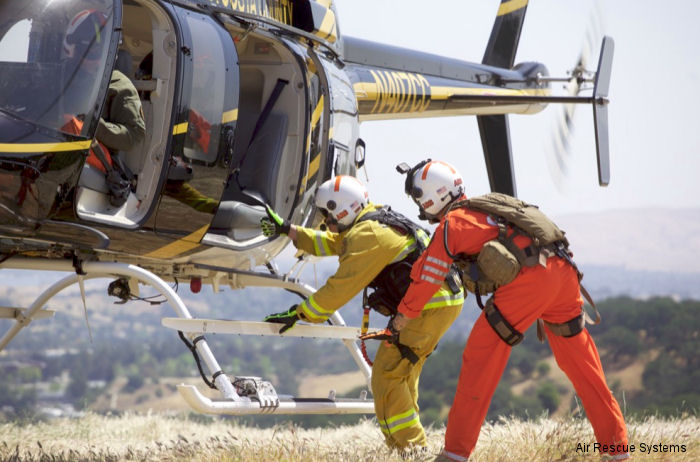 Air Rescue Systems Corp (ARS) completed stand-up Short Haul rescue operations training for the California Contra Costa County Sheriff’s (CCCSO) “STARR ONE” Aviation Unit