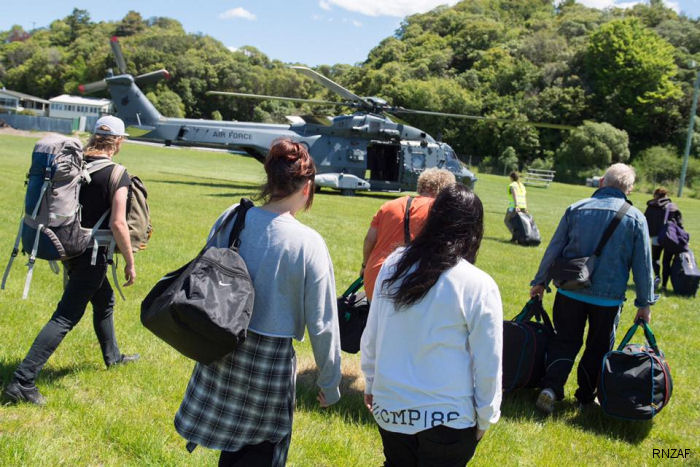 NH90s Bring Supplies to Kaikoura After Earthquake
