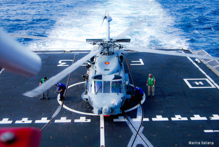 For the first time a SH-60 Seahawk helicopter landed on a FREMM ship of the Italian Navy