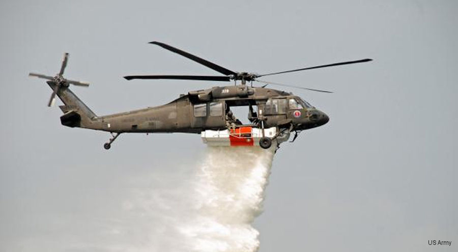根據新的協議，澳大利亞的黑鷹直升機進行世界首創的消防救災工作