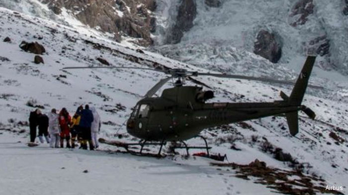Pakistan AS350 Rescued Climber