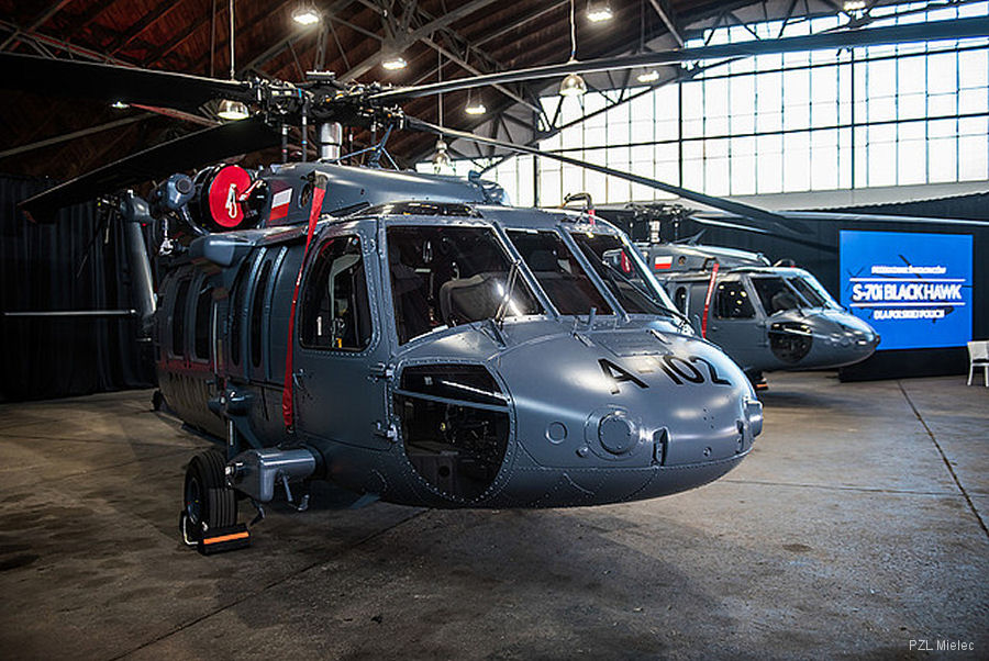 Polish Police Received First Two S-70i Black Hawk