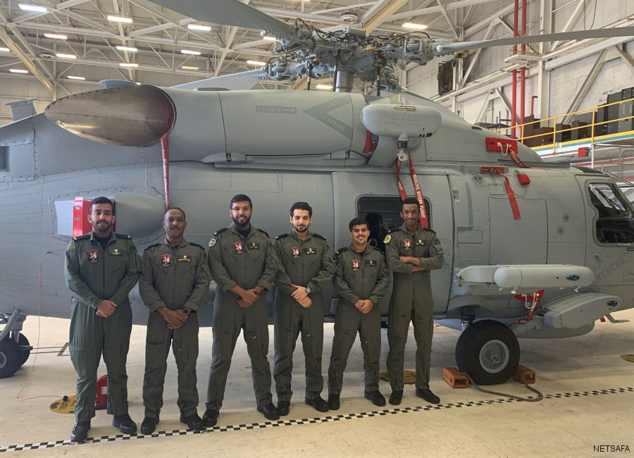 Saudi Navy Pilots Complete MH-60R Training