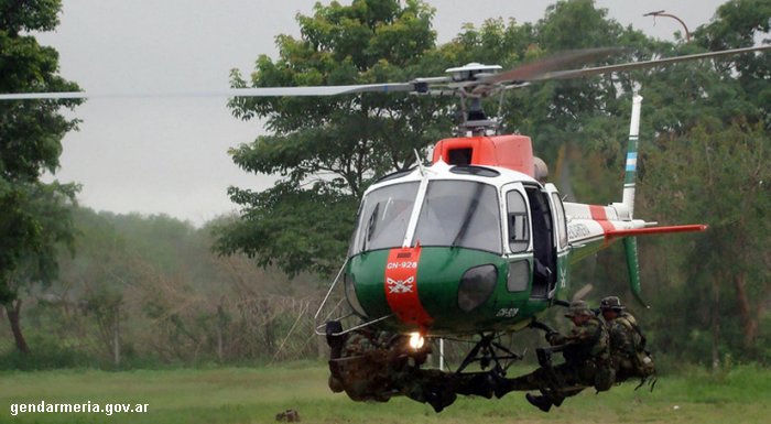 Helicopter Eurocopter AS350B3 Ecureuil Serial 4686 Register GN-928 used by Gendarmeria Nacional Argentina GNA (Argentine Gendarmerie). Aircraft history and location