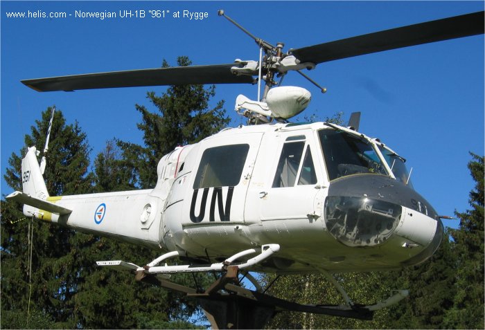 Luftforsvaret UH-1B Iroquois