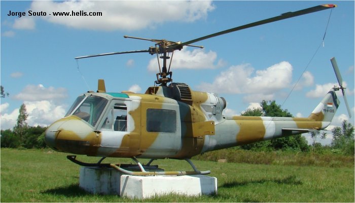 Helicopter Bell UH-1B Iroquois Serial 426 Register PR-H-005 LV-WED N4242T TI-SPP 111 62-1906 used by Fuerza Aerea Paraguaya (Paraguay Air Force) ,Servicios Especiales SA SESA ,Servicio Nacional Aeronaval SENAN (national air naval service) ,US Army Aviation Army. Aircraft history and location
