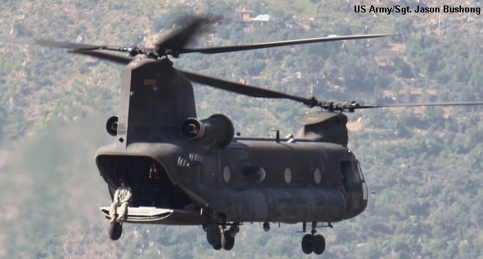 Helicopter Boeing CH-47D Chinook Serial M.3344 Register 90-00192 used by US Army Aviation Army. Aircraft history and location