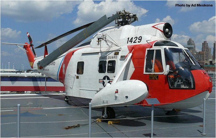 Helicopter Sikorsky HH-52A Sea Guard Serial 62-117 Register 1429 used by US Coast Guard USCG. Aircraft history and location