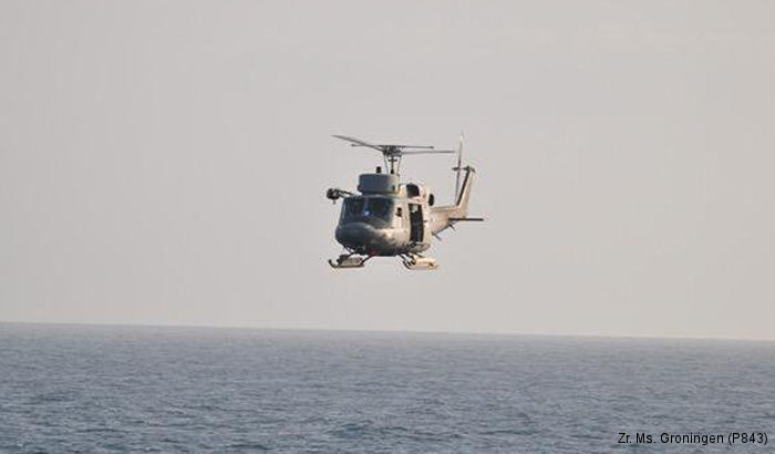 Photos of AB212 in Italian Navy helicopter service.
