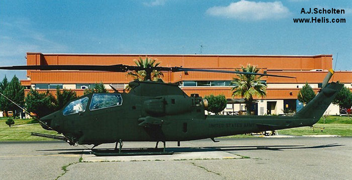 Helicopter Bell AH-1G Cobra Serial 20069 Register 66-15313 used by US Army Aviation Army. Aircraft history and location