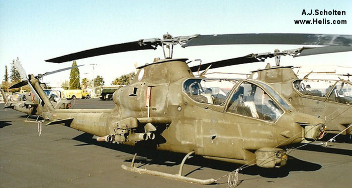 Helicopter Bell AH-1G Cobra Serial 20610 Register 68-15076 used by US Army Aviation Army. Aircraft history and location