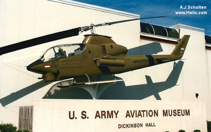 Helicopter Bell AH-1G Cobra Serial 20624 Register 68-15090 used by US Army Aviation Army. Aircraft history and location