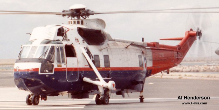Helicopter Westland Sea King HC.4 Serial wa 960 Register ZF115 used by Fleet Air Arm RN (Royal Navy) ,UK Government HMG (Her Majesty's Government) ,Ministry of Defence (MoD) Aeroplane & Armaments Experimental Establishment (A&AEE). Built 1986. Aircraft history and location