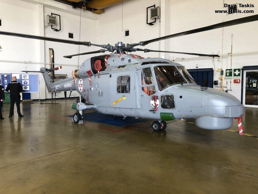 Helicopter Westland Super Lynx mk95 Serial 376 Register ZH583 19204 used by AgustaWestland UK ,Marinha Portuguesa (Portuguese Navy) Converted to Super Lynx mk.95A. Aircraft history and location