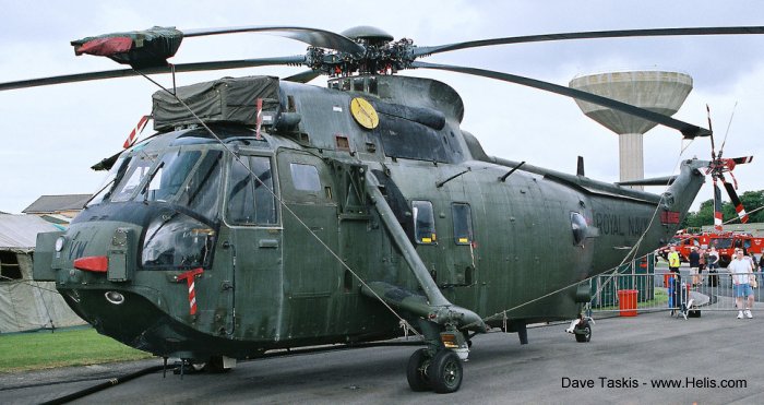 Helicopter Westland Sea King HC.4 Serial wa 911 Register ZA297 used by Vector Aerospace ,Fleet Air Arm RN (Royal Navy). Built 1980. Aircraft history and location