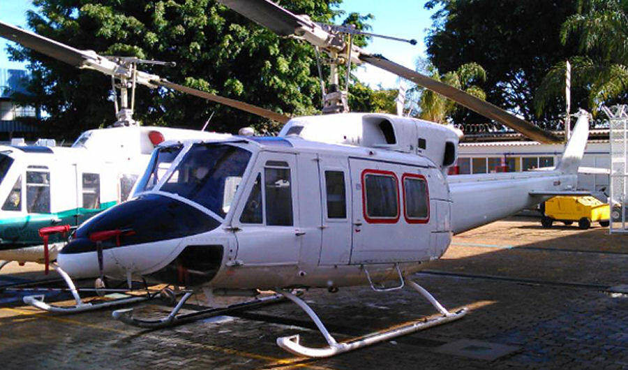 Helicopter Bell 212 Serial 31132 Register PT-HTP N5748Z used by Líder Aviação Lider (Lider Taxi Aereo). Built 1980. Aircraft history and location