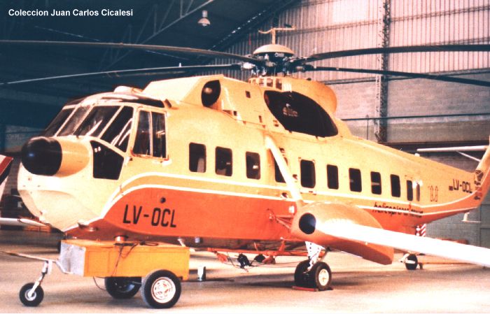 Helicopter Sikorsky S-61N Serial 61-466 Register ZS-HRU LV-OCL H-71 N82772 used by Court Helicopters ,Helicopteros Marinos HMSA ,Fuerza Aerea Argentina FAA (Argentine Air Force) ,Carson Helicopters. Built 1969. Aircraft history and location