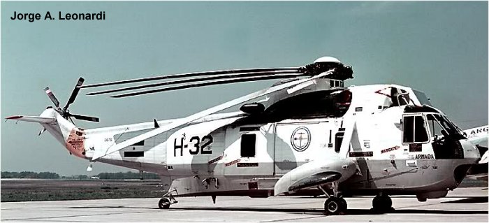 Helicopter Sikorsky S-61D-4 Serial 61-496 Register 0676 used by Comando de Aviacion Naval Argentina COAN (Argentine Navy). Aircraft history and location
