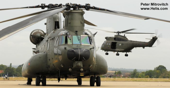 Helicopter Boeing MH-47E Chinook Serial M.4476 Register ZH897 N2045G used by Royal Air Force RAF ,Boeing Helicopters. Aircraft history and location