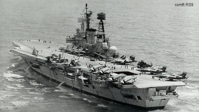 R09 HMS Ark Royal