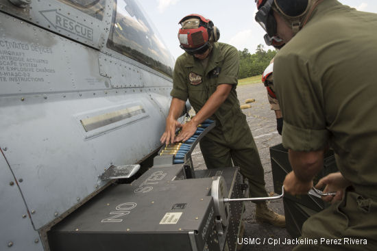 HMLA-269 training with FARP