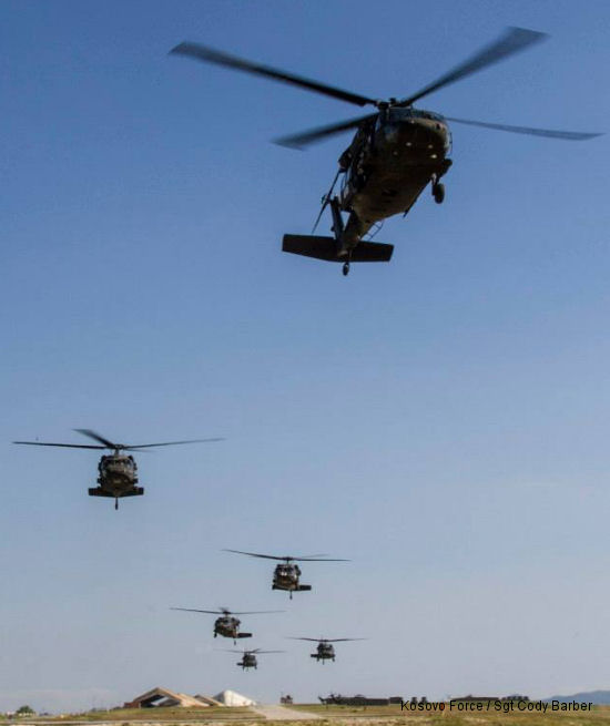 US Army Aviation Mechanics in Kosovo