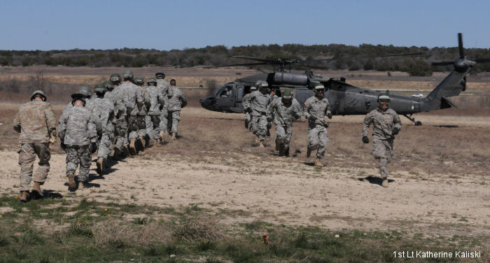 Dutch Airmen Graduate Fort Hood Air Assault School