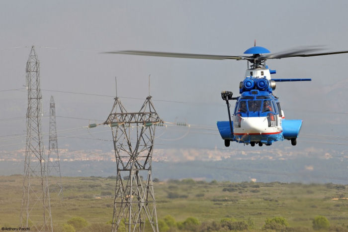 RTE Oversees France Power Lines