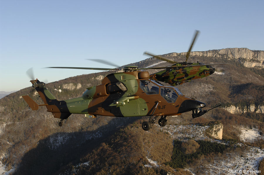 RAF Chinooks Reinforce French Mission in Mali