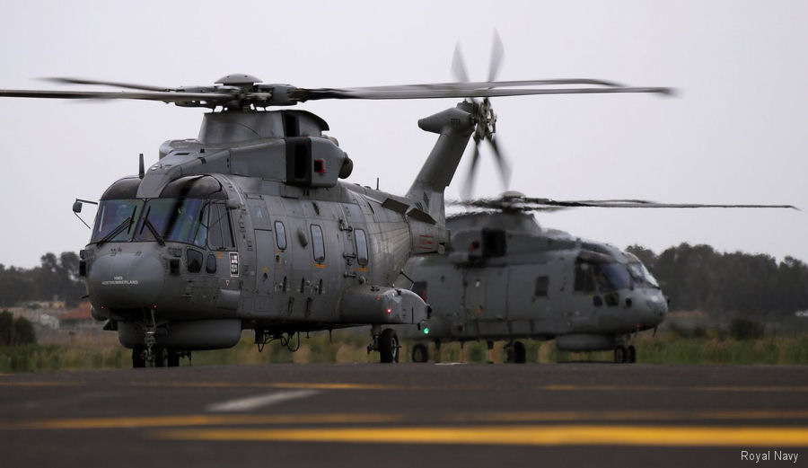 Royal Navy Merlins HM2 in Dynamic Manta 2018