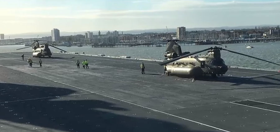 Merlin and Chinook Trials on HMS Queen Elizabeth