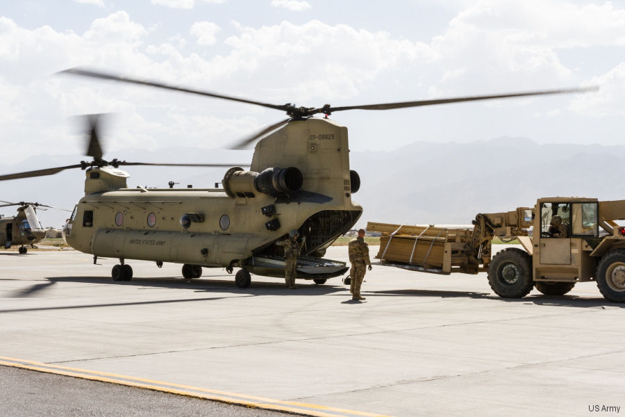 Congress Urges Army to Continue Chinook Production