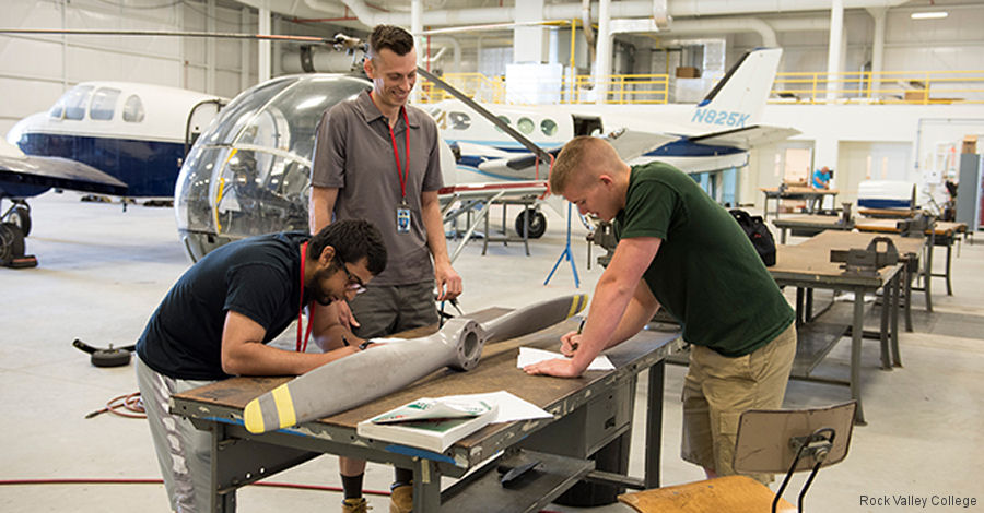 Aviation Maintenance Education in Illinois