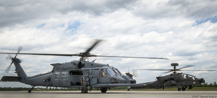 HH-60W and Apache Flying Together