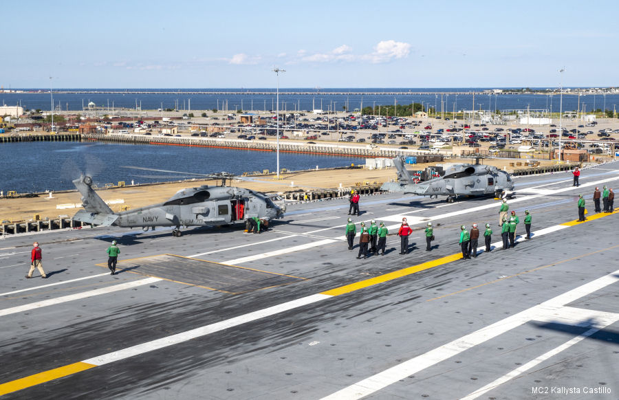 Ford Seahawks Landing In-Port
