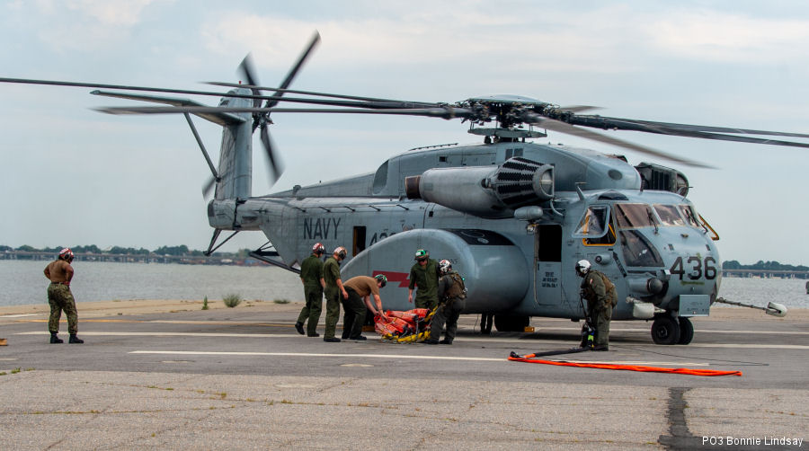 Detailed history and photos of helicopter Sikorsky MH-53E Sea Dragon Serial 65-555 Register 163057 used by US Navy USN Track service timeline and current status.