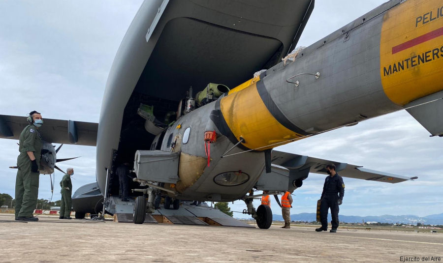 Super Puma Loaded into Spanish A400M