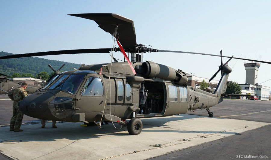 First UH-60V Delivered to National Guard