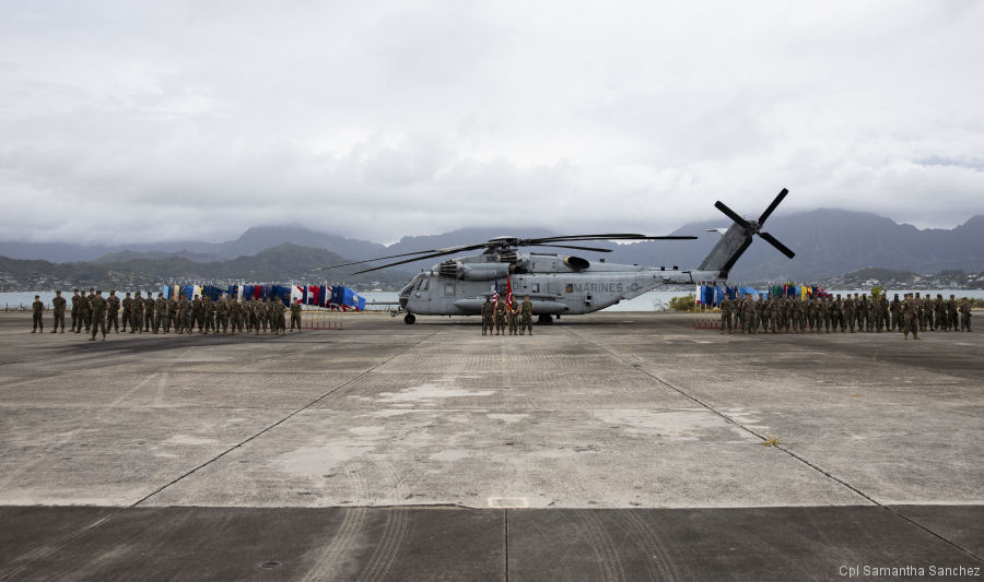 Marines Deactivates HMH-463