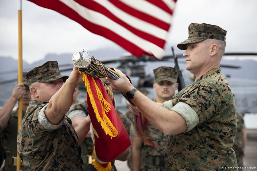 Marines Deactivates HMH-463