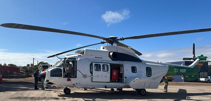 Aircranes and Super Pumas Assist Firefighters in Chile