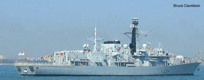 F234 HMS Iron Duke