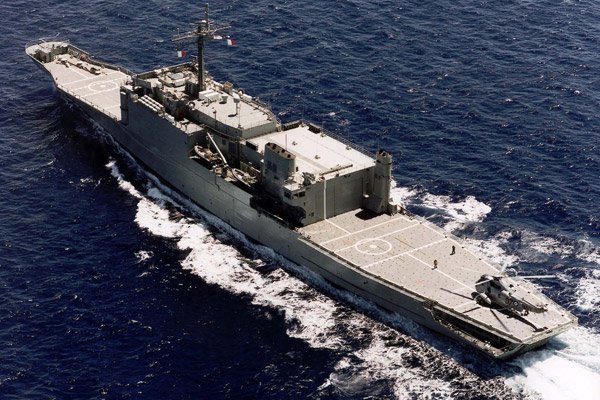 L51 HMAS Kanimbla