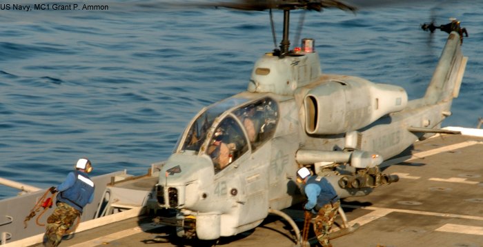 Photos of Bell 209 AH-1 Cobra in US Marine Corps helicopter service.