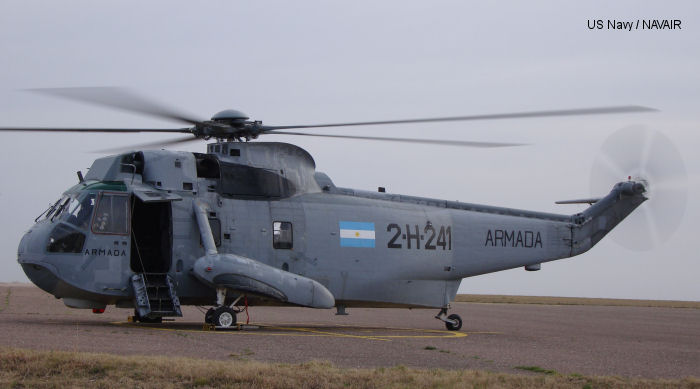 Helicopter Sikorsky HSS-2 Sea King Serial 61-135 Register 0882 149718 used by Comando de Aviacion Naval Argentina COAN (Argentine Navy) ,US Navy USN. Aircraft history and location