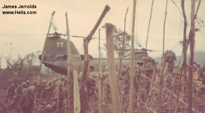 Helicopter Boeing-Vertol CH-46A Serial 2161 Register 152539 used by US Navy USN (United States Naval Aviation) ,US Marine Corps USMC. Built 1966. Aircraft history and location