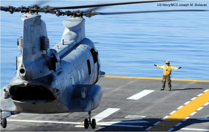 Boeing-Vertol CH-46D c/n 2204