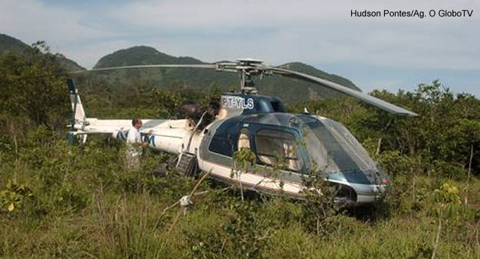 Helicopter Eurocopter HB350B2 Esquilo Serial 3002 Register PT-YLS used by Helibras. Aircraft history and location
